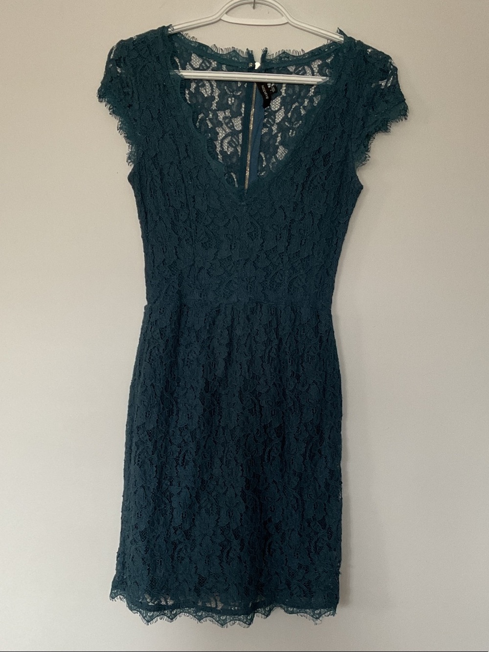 Babaton Teal Lace V-Neck Cap Sleeve Mini Dress